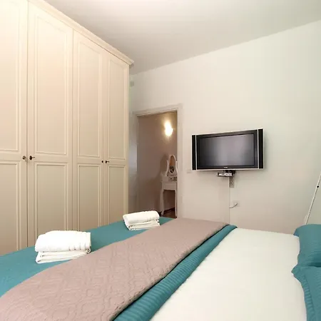 Fuer 2 Personen Ca 35 Qm In Fazana, Istrien Istrische Riviera Apartment *